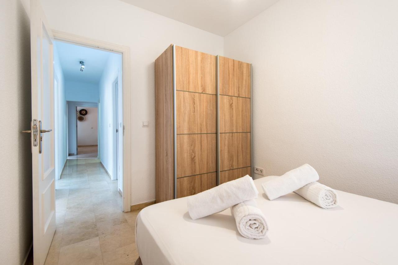 The 1St Corner Central Apartments Málaga Eksteriør billede